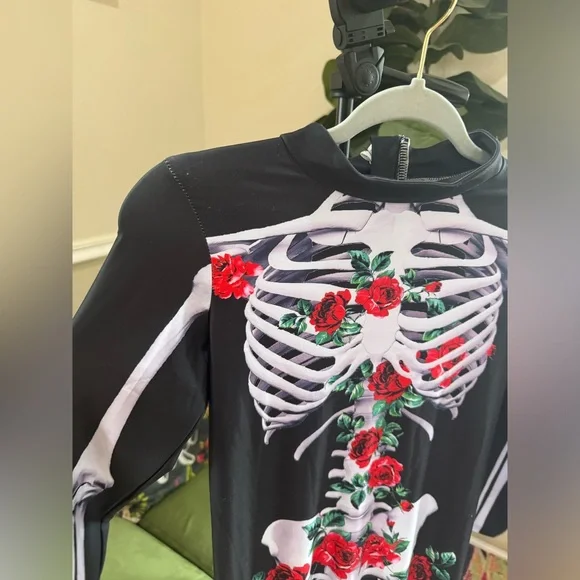 Boys Girls Halloween Jumpsuit Bodysuit 3D Graphic Skull Skeleton kids 9-12 yrs - Picture 8 of 13